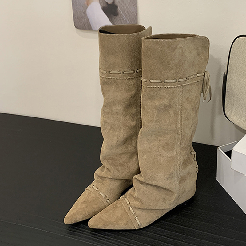 Vintage Fashion Design - รองเท้าบูทหุ้มข้อผูกเชือกแบบมีเชือกผูกด้านในเพิ่มความสูง ดีไซน์แฟชั่นสไตล์วินเทจ หัวแหลม ยี่ห้อ Liyke สำหรับผู้หญิง