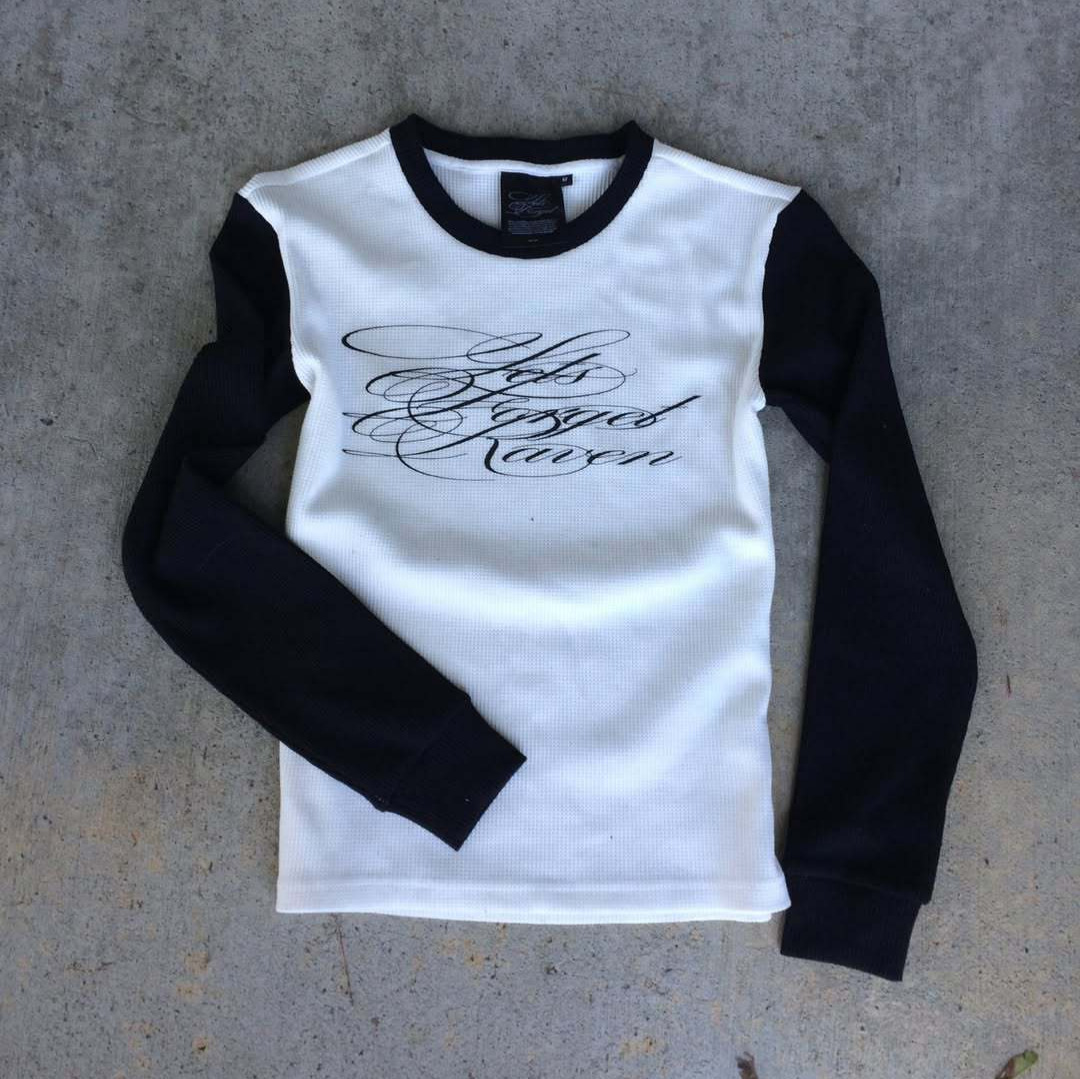 Vintage Y2K - เสื้อยืดแขนยาวใหม่ สไตล์ดาร์กเรโทร Y2K พิมพ์ลาย ท็อปสตรีทแฟชั่นโกธิคสุดฮิต