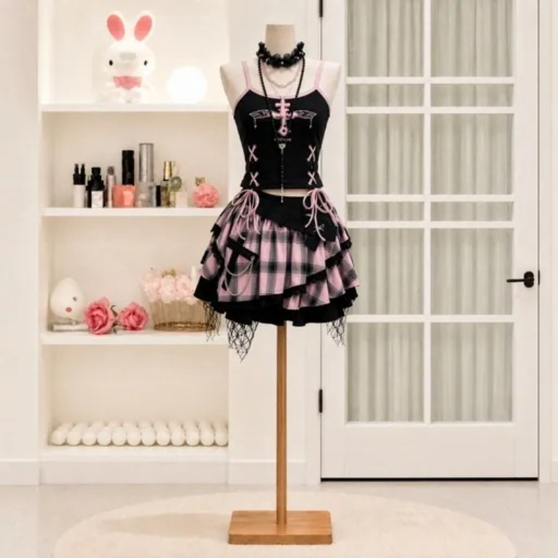 ชุดกระโปรงวินเทจ Y2K สไตล์ดาร์ - V Vintage Fashion บทวิจารณ์และราคา