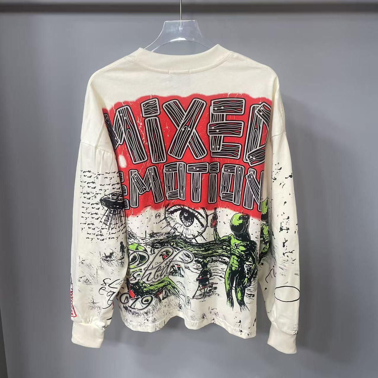 เสื้อยืดแขนยาวดีไซน์เนอร์คุณภา - Vintage Fashion Design บทวิจารณ์และราคา