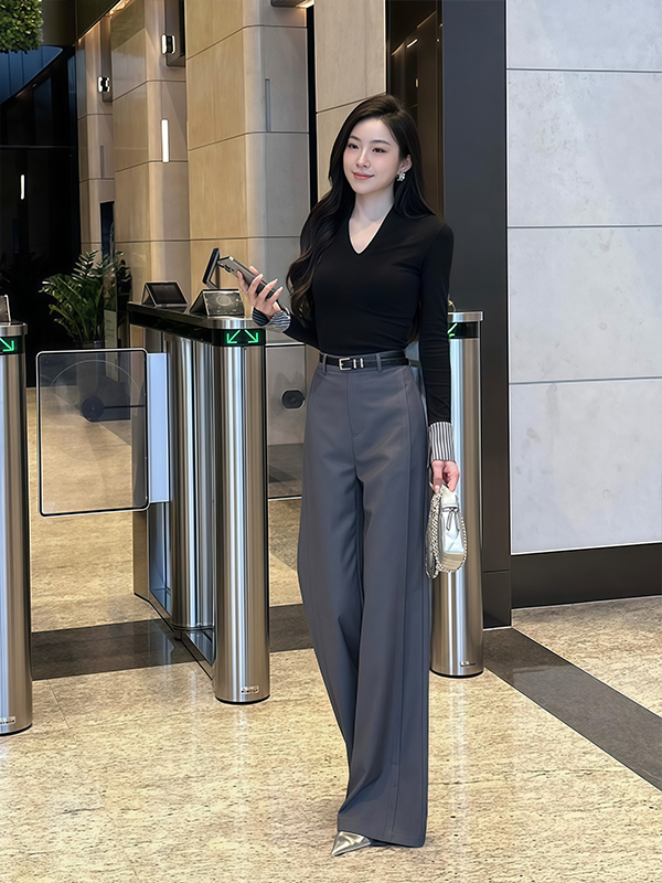 เสื้อยืดคอวีลายทางสไตล์วินเทจ  - V Vintage Fashion บทวิจารณ์และราคา